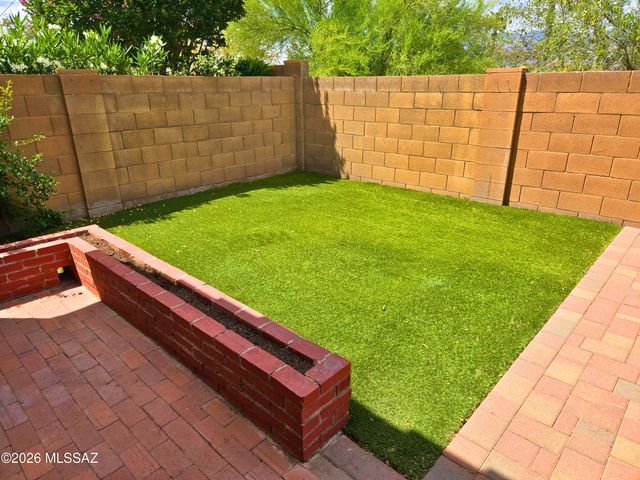 9579 E Corte Del Sol Brillante, Tucson, AZ 85748