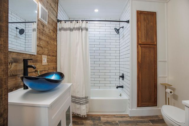 1929 Morton Avenue, Muskegon City, MI 49441