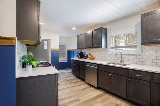 1929 Morton Avenue, Muskegon City, MI 49441