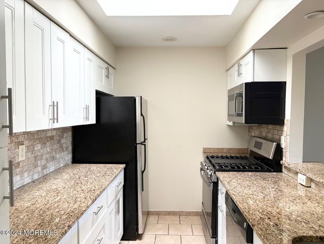 504 Crawford Street, Shrewsbury Twp, NJ 07724