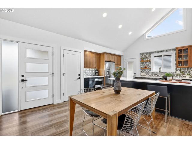 13310 Sw CHIMNEY RIDGE Ct, Tigard, OR 97223