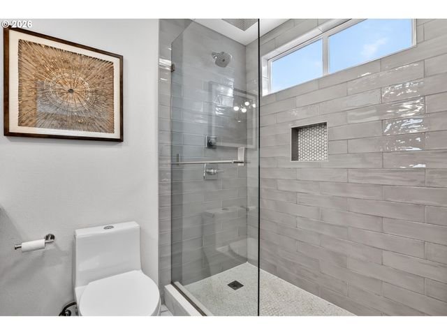 13310 Sw CHIMNEY RIDGE Ct, Tigard, OR 97223