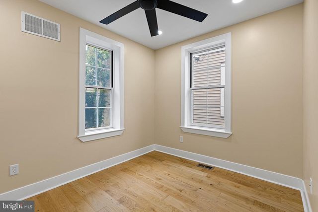 217 N HARRISON ST, Wilmington, DE 19805