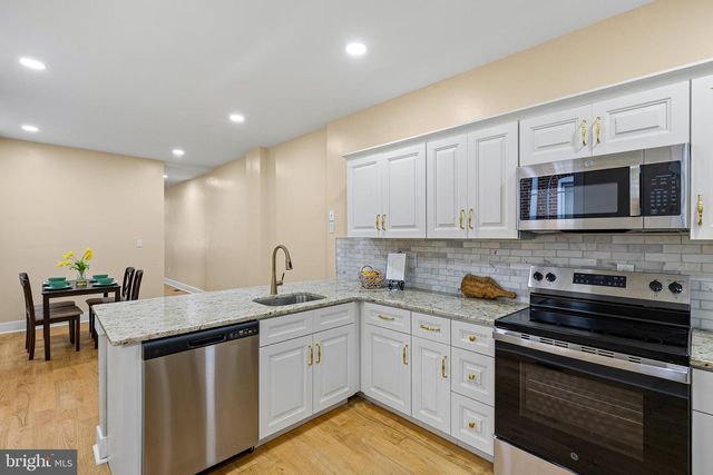 217 N HARRISON ST, Wilmington, DE 19805