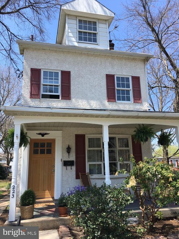 223 WALNUT ST, Spring City, PA 19475