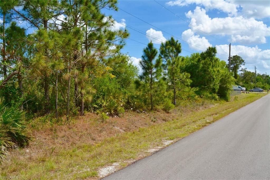 1510 Pine AVE, LEHIGH ACRES, FL 33972 — photo 3