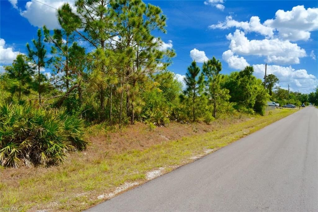 1510 Pine AVE, LEHIGH ACRES, FL 33972 — photo 4