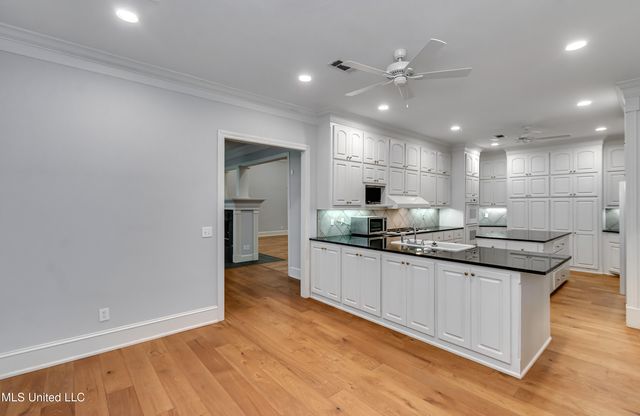121 Poplar Ridge Drive, Brandon, MS 39047