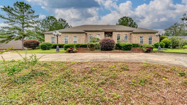 121 Poplar Ridge Drive, Brandon, MS 39047