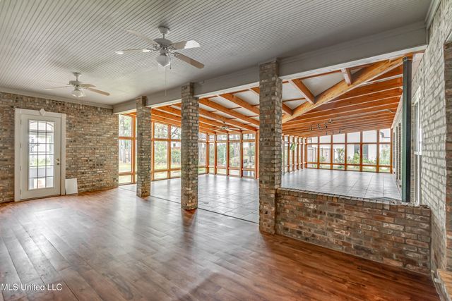 121 Poplar Ridge Drive, Brandon, MS 39047