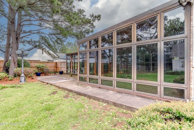 121 Poplar Ridge Drive, Brandon, MS 39047
