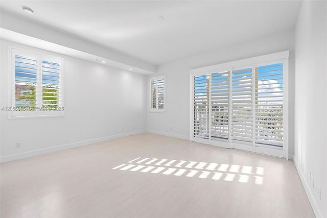 348 Elm Street B10, Hollywood, FL 33019