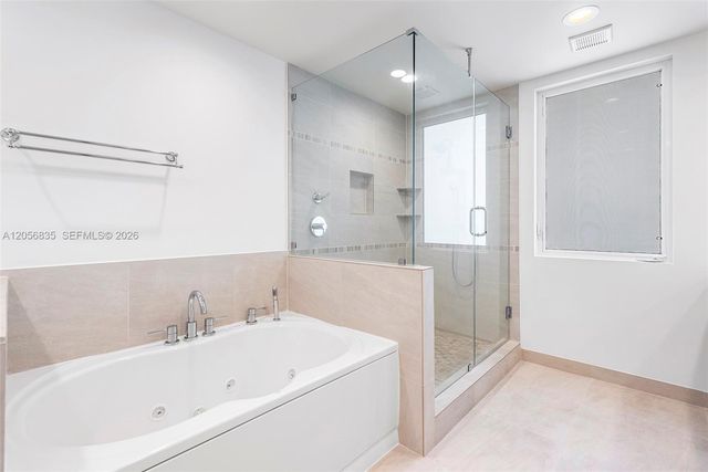 348 Elm Street B10, Hollywood, FL 33019