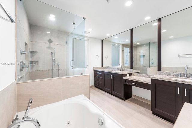 348 Elm Street B10, Hollywood, FL 33019