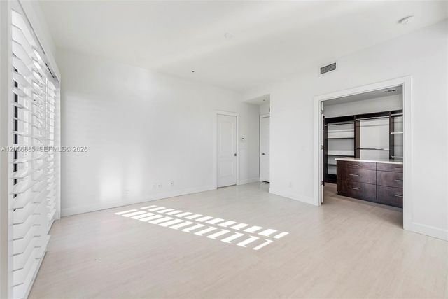 348 Elm Street B10, Hollywood, FL 33019