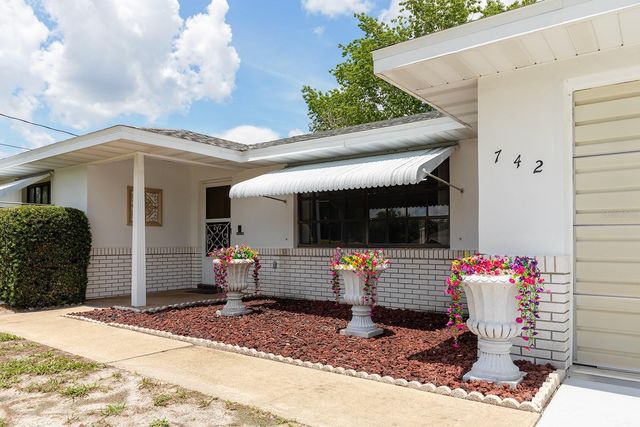 742 ARMADILLO DRIVE, Deltona, FL 32725