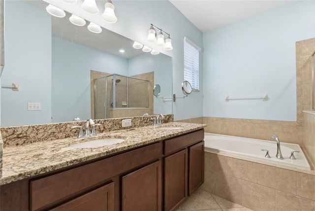 12423 BALLENTRAE FOREST DRIVE, Riverview, FL 33579