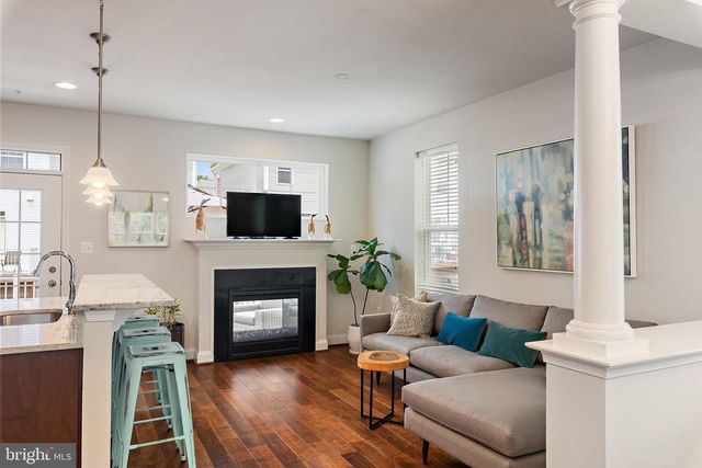 116 VANGUARD LN, Annapolis, MD 21401