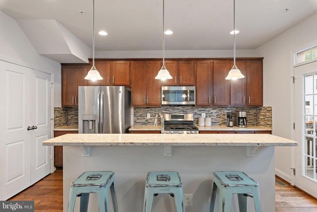 116 VANGUARD LN, Annapolis, MD 21401