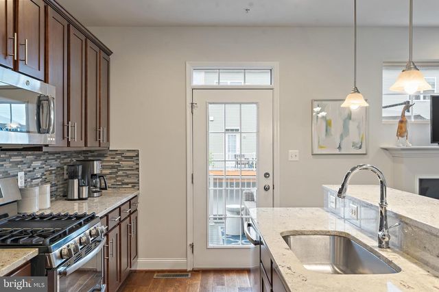 116 VANGUARD LN, Annapolis, MD 21401