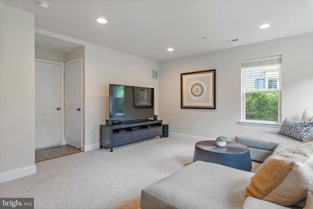 116 VANGUARD LN, Annapolis, MD 21401