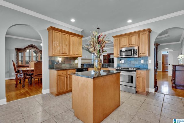 2015 RIVER BIRCH WAY, Birmingham, AL 35242