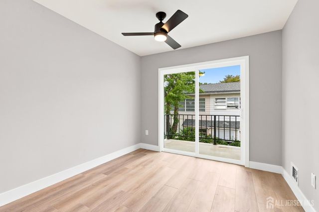 21 Iowa Court, Old Bridge, NJ 07747