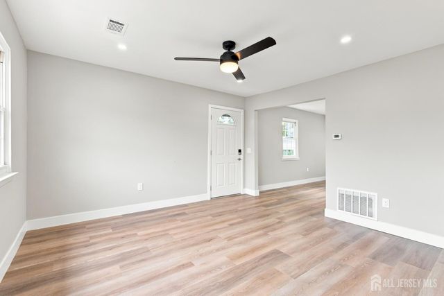 21 Iowa Court, Old Bridge, NJ 07747