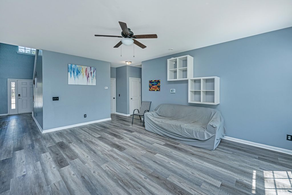 Image 11 of property listing at 211 Cypress Forest Drive, Moncks Corner, SC 29461