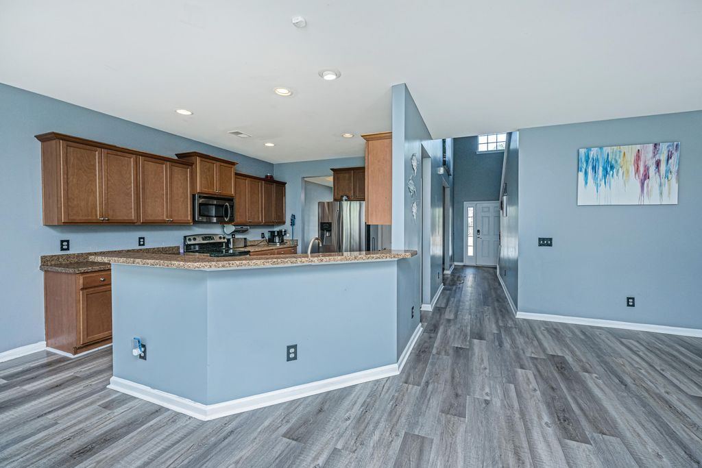 Image 12 of property listing at 211 Cypress Forest Drive, Moncks Corner, SC 29461