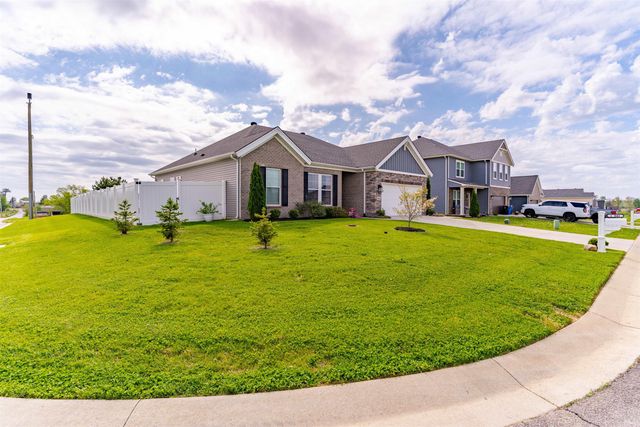 13041 Halle Drive, Evansville, IN 47725
