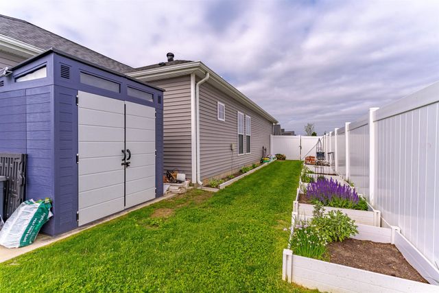 13041 Halle Drive, Evansville, IN 47725