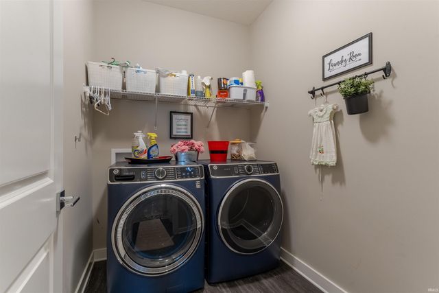13041 Halle Drive, Evansville, IN 47725