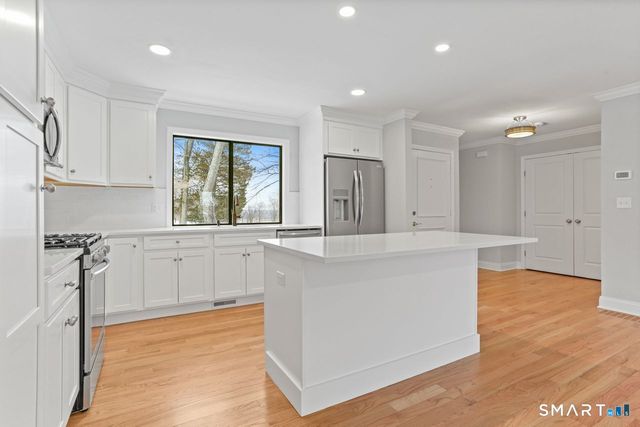 55 Blackhawk Lane B, Stratford, CT 06614