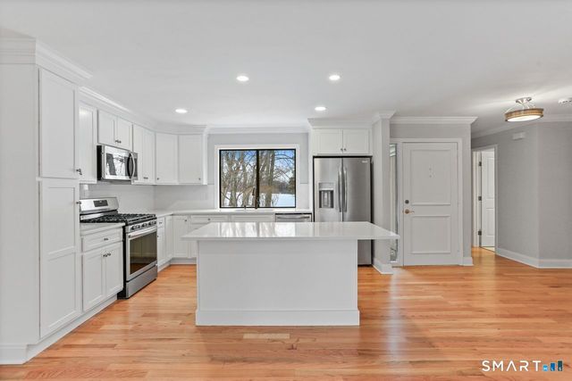 55 Blackhawk Lane B, Stratford, CT 06614