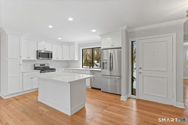 55 Blackhawk Lane B, Stratford, CT 06614