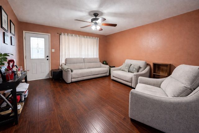 2901 Maple Drive, Garland, TX 75042