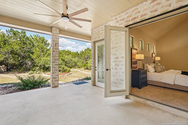 9619 Mulberry Way, Helotes, TX 78023