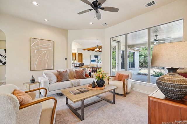 9619 Mulberry Way, Helotes, TX 78023