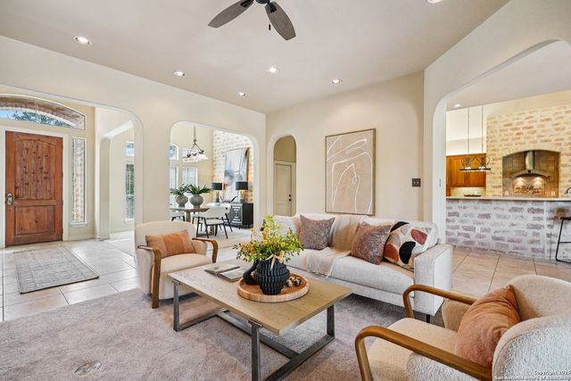 9619 Mulberry Way, Helotes, TX 78023