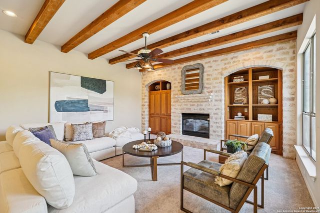 9619 Mulberry Way, Helotes, TX 78023