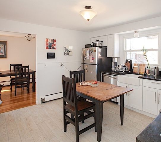 22 Murdock St 2, Somerville, MA 02144