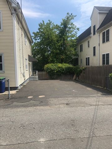 22 Murdock St 2, Somerville, MA 02144