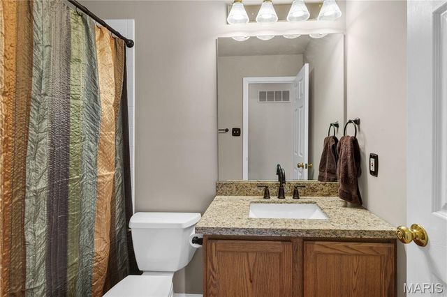 330 Woodlawn Terrace Court, Ballwin, MO 63021