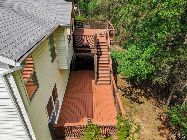 330 Woodlawn Terrace Court, Ballwin, MO 63021