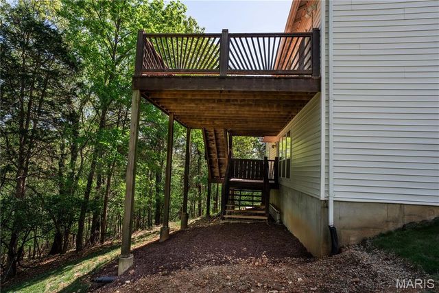 330 Woodlawn Terrace Court, Ballwin, MO 63021