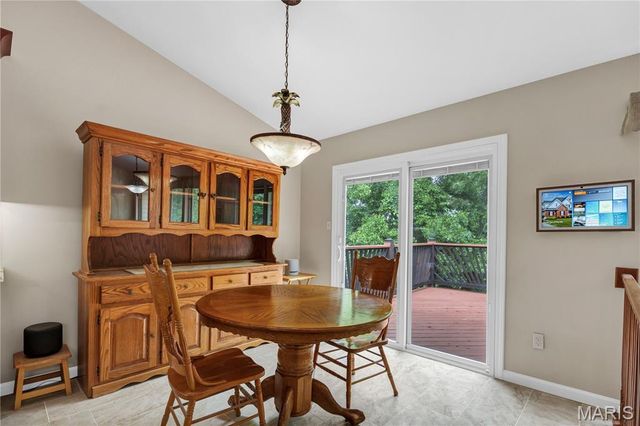 330 Woodlawn Terrace Court, Ballwin, MO 63021