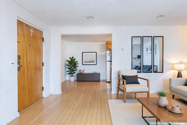 124 Addison St 11, Chelsea, MA 02150