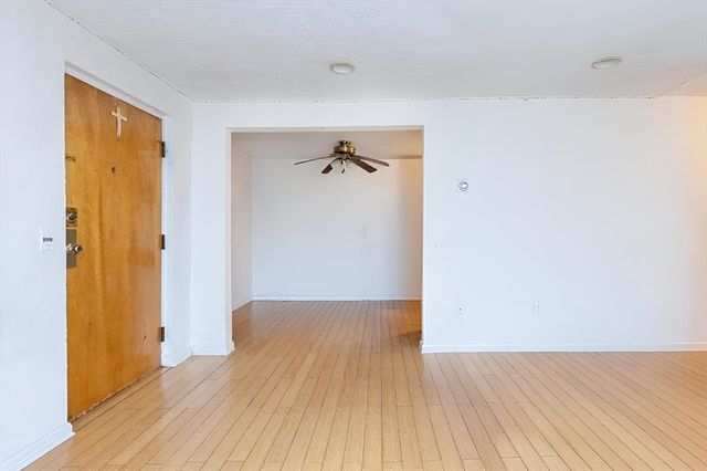 124 Addison St 11, Chelsea, MA 02150