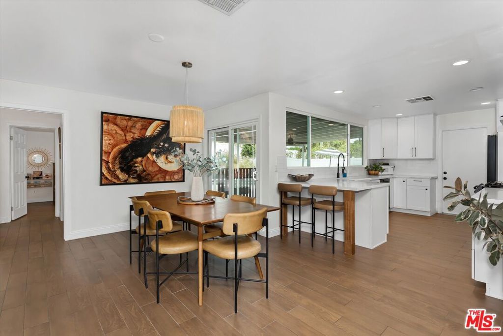 Image 12 of property listing at 6995 Bonita Drive, Highland, CA 92346